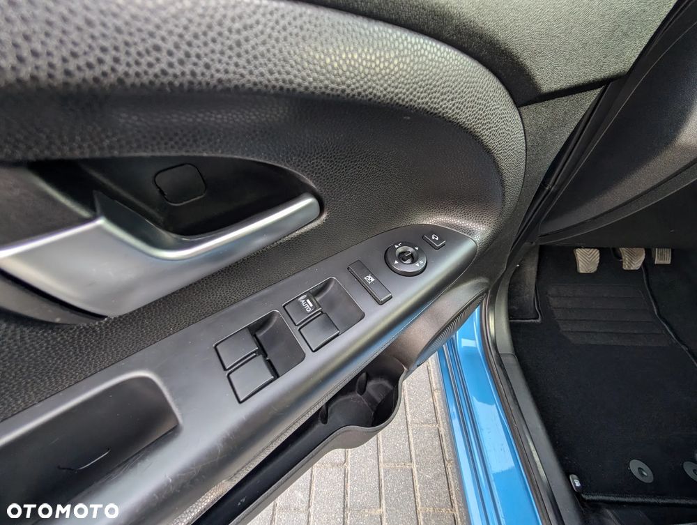 Kia Venga 1.6 L - 25