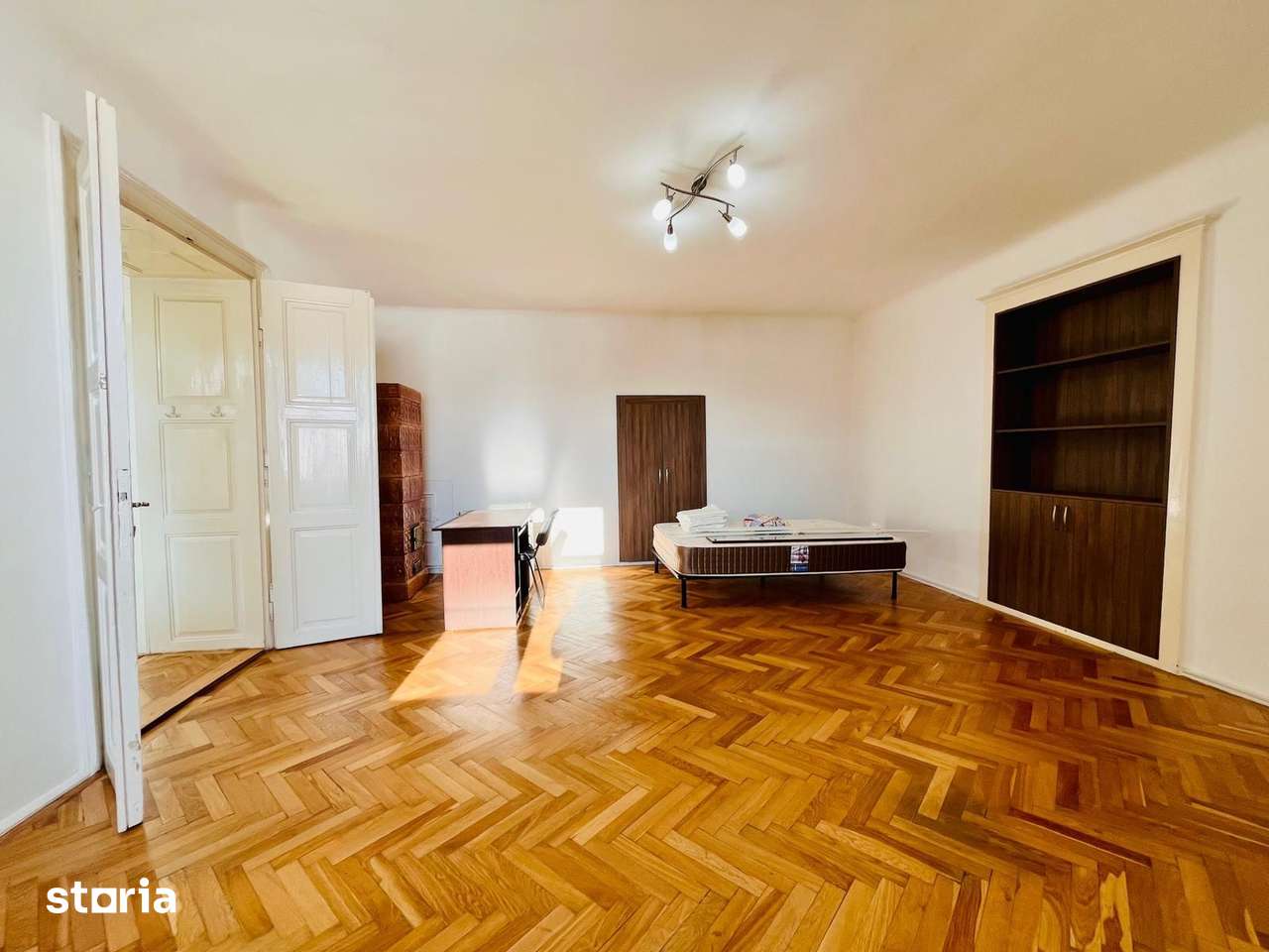 Apartament cu istorie reală | Centru istoric | Parcare — fotografia 1