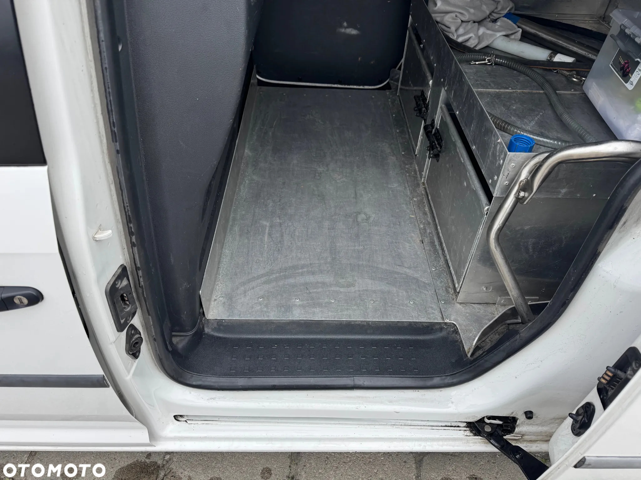 Volkswagen Caddy Maxi 2.0 TDI Comfortline - 9
