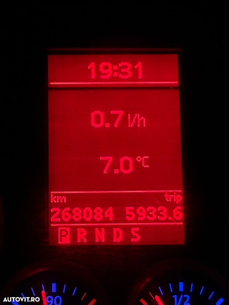 Volkswagen Tiguan - 11