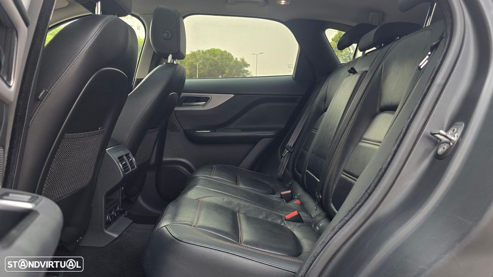 Jaguar F-Pace 20d AWD Prestige - 16
