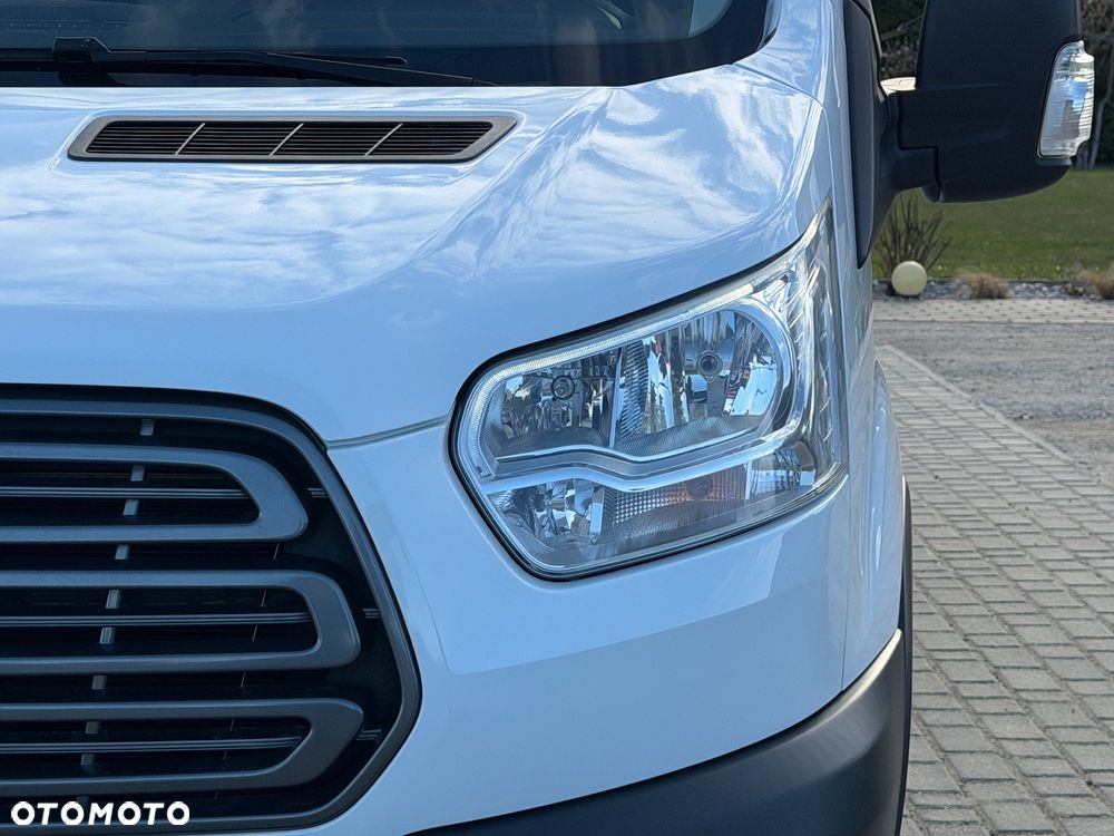 Ford Transit - 6