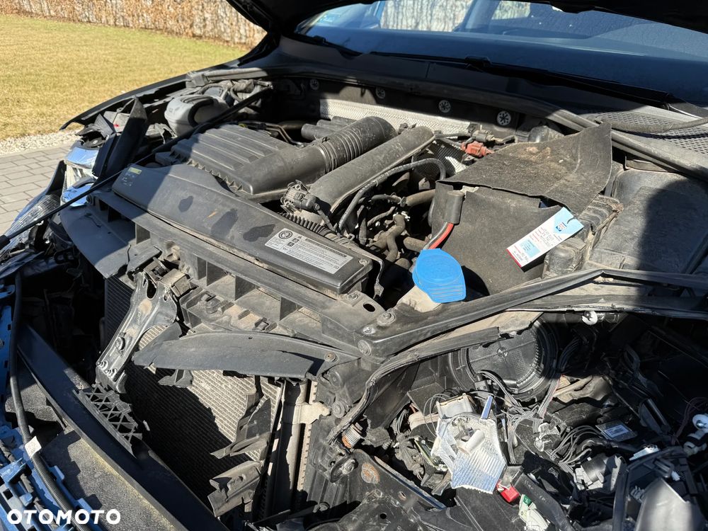 Volkswagen Golf 1.4 TSI BMT Highline DSG - 33