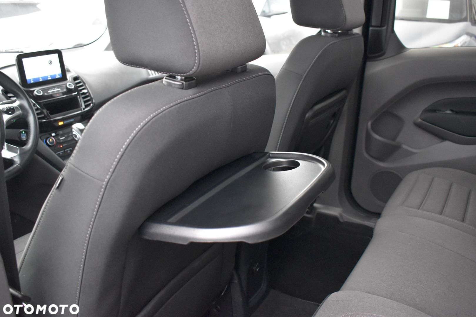 Ford Tourneo Connect - 15