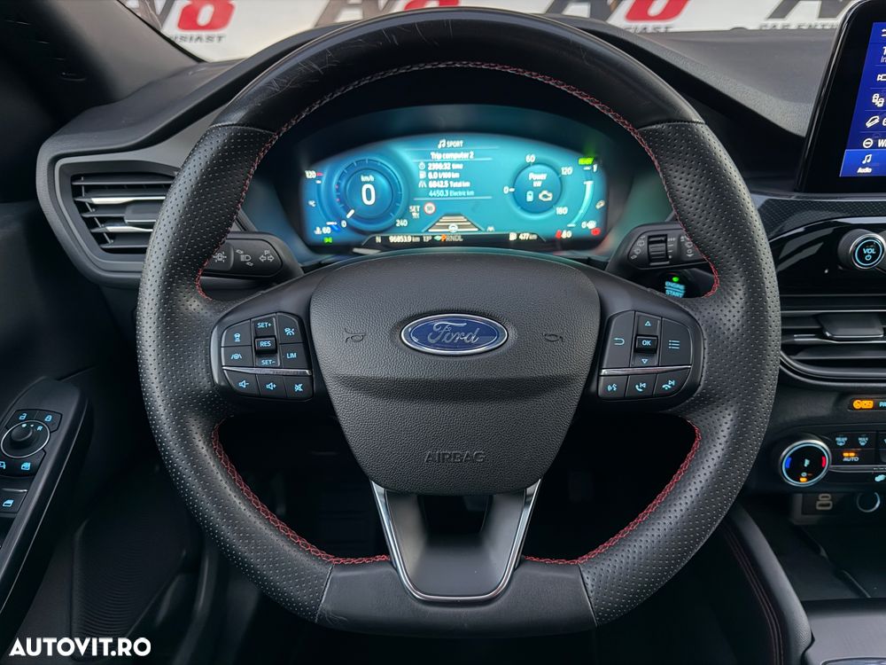 Ford Kuga 2.5 Duratec FHEV 4x4 ST-LINE - 36