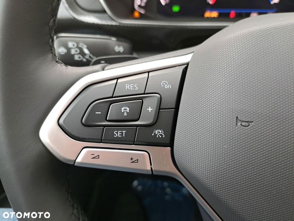 Volkswagen T-Cross 1.0 TSI R-Line Plus DSG - 27