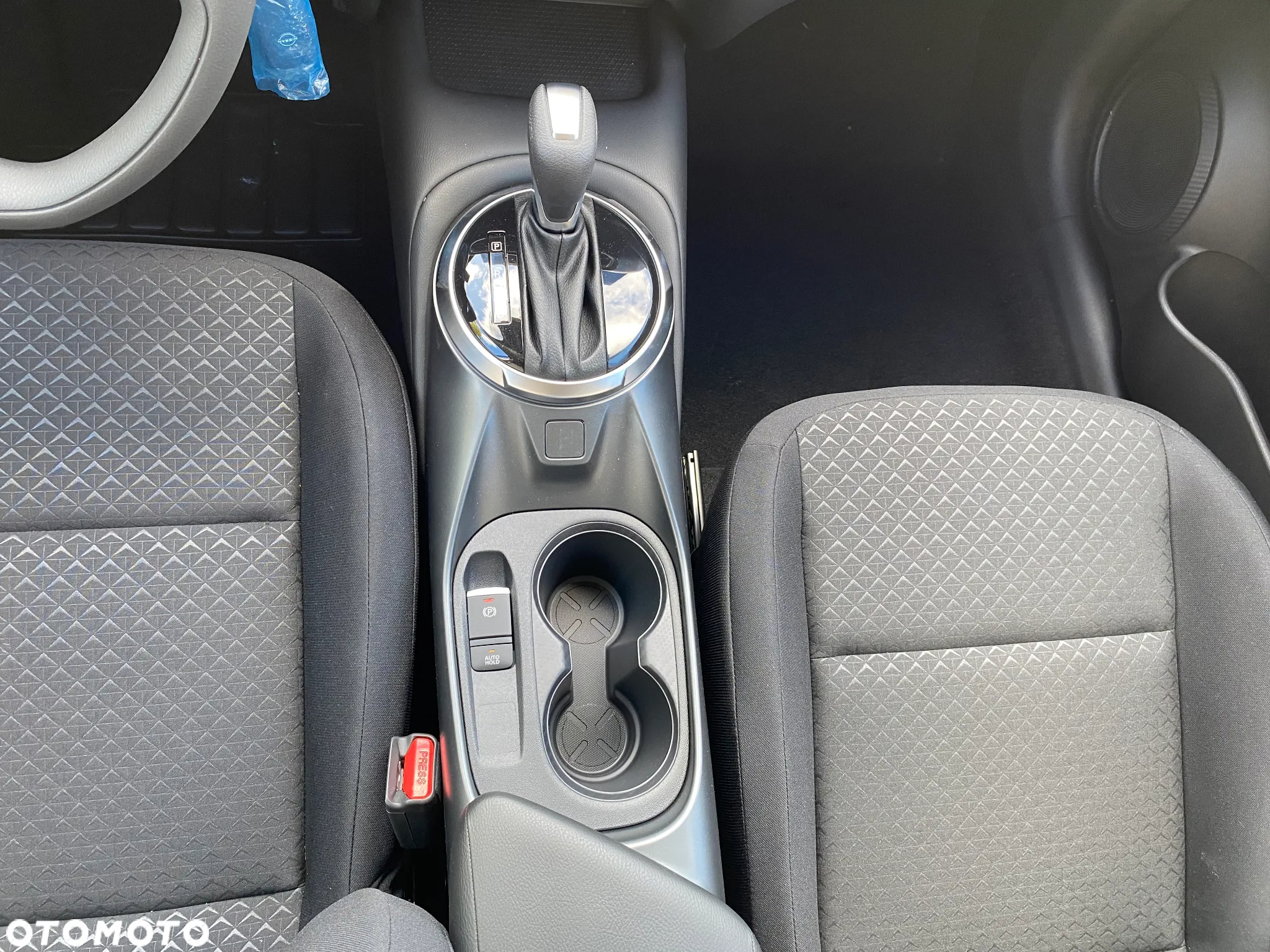 Nissan Juke 1.0 DIG-T Acenta DCT - 12