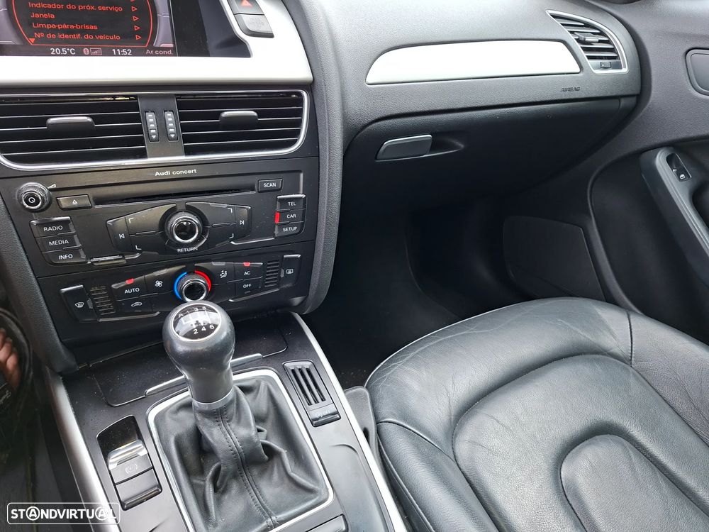 Audi A4 2.0 TDI Business Line S-line - 13