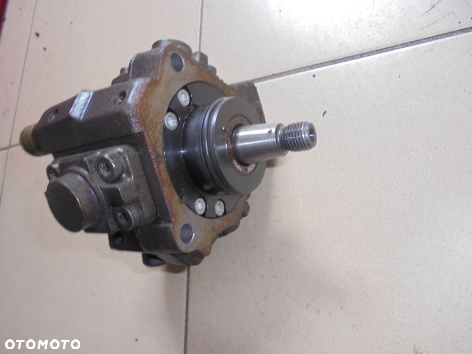 POMPA WTRYSKOWA KIA SORENTO TUCSON 2.5 CRDI 0445010207 - 2