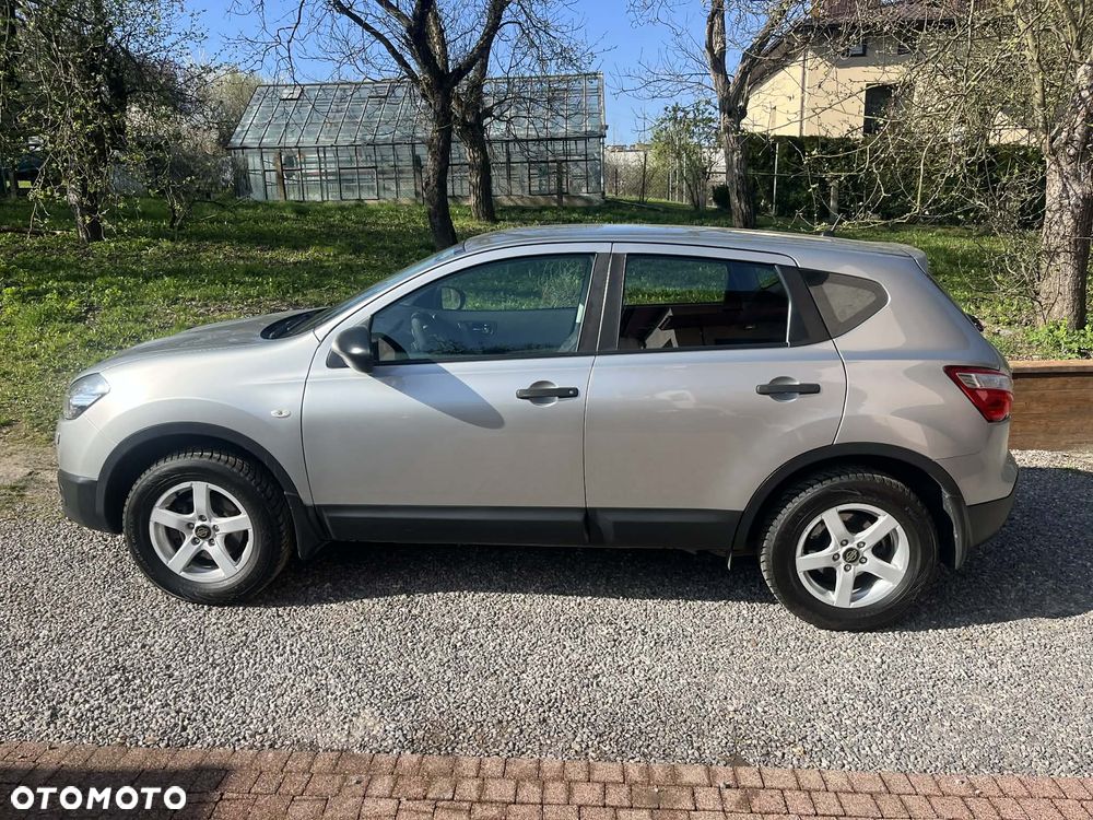 Nissan Qashqai 1.6 Visia - 3