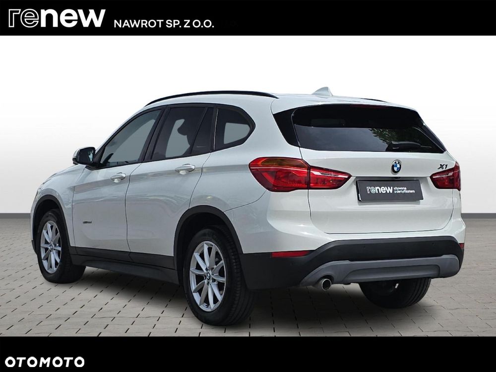 BMW X1 sDrive16d Advantage - 3