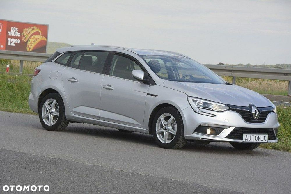 Renault Megane 1.5 dCi Zen - 12