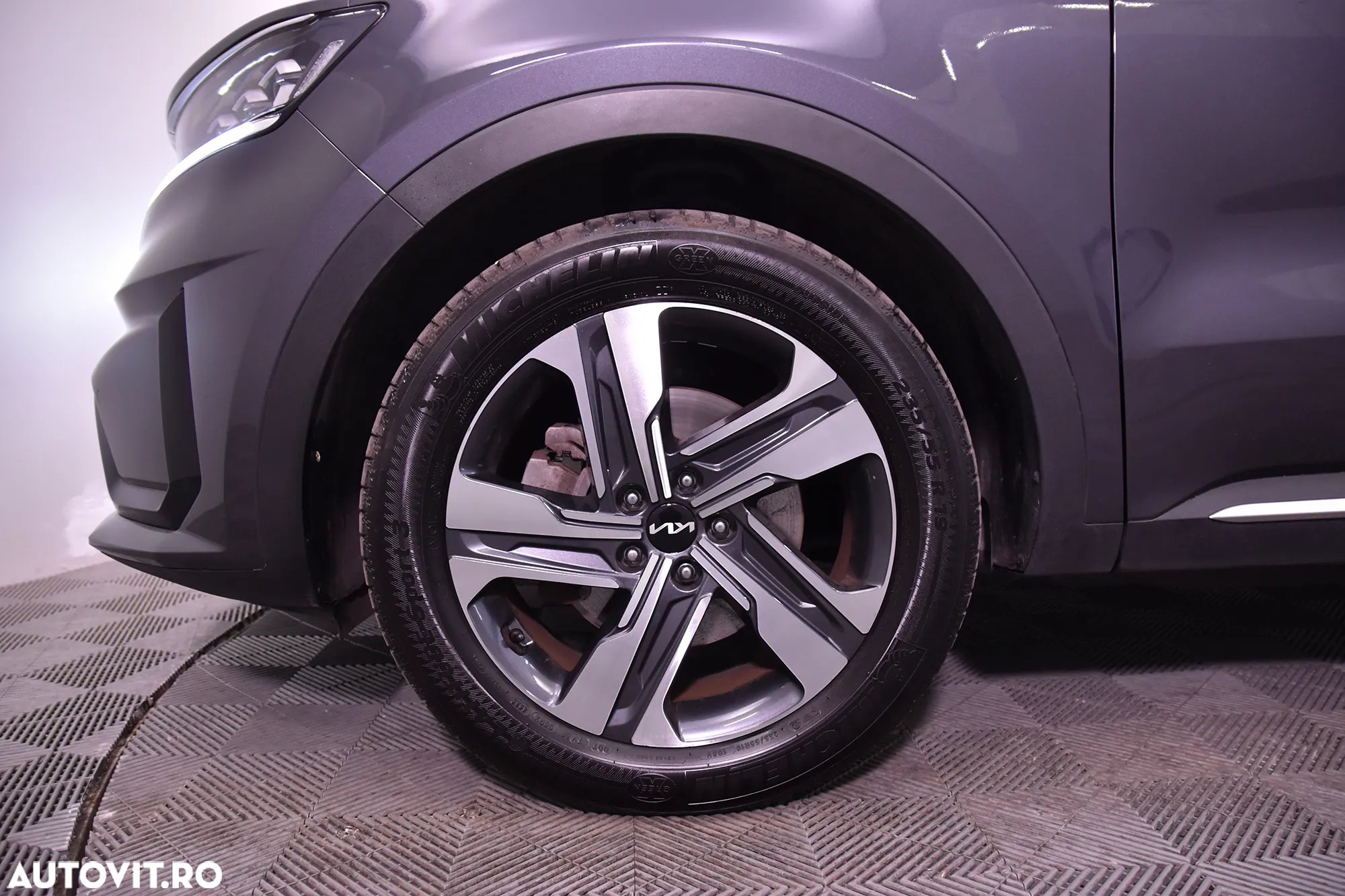 Kia Sorento - 13