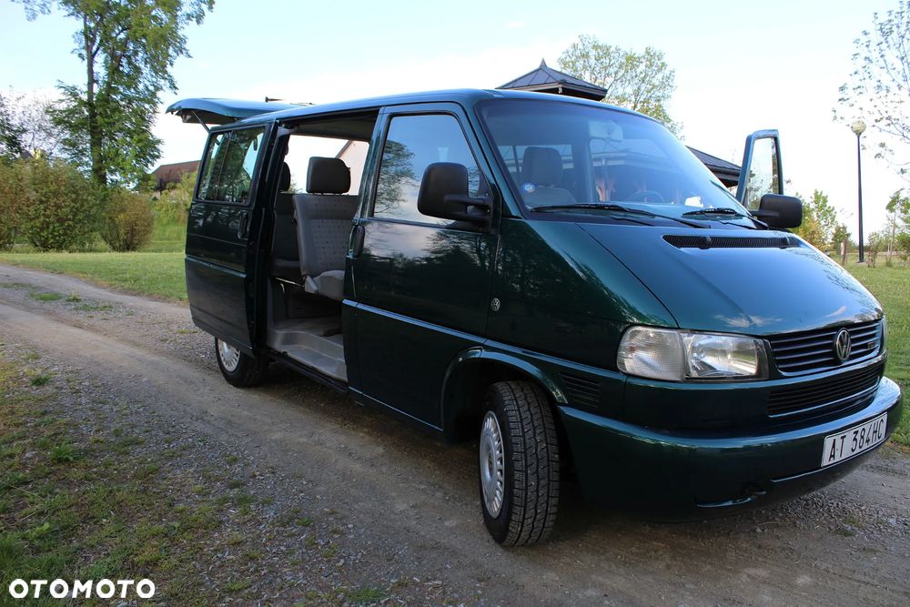 Volkswagen Caravelle GL - 34
