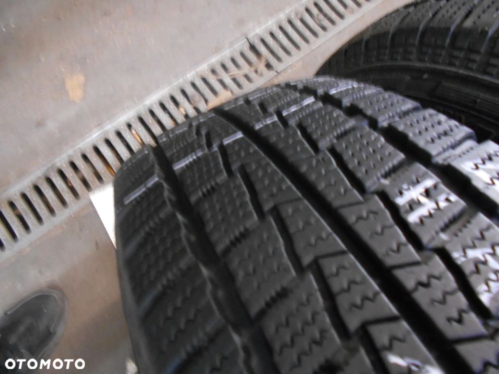 OPONY  205/65R16C HANKOOK WINTER RW06 DOT 3817 9MM - 3