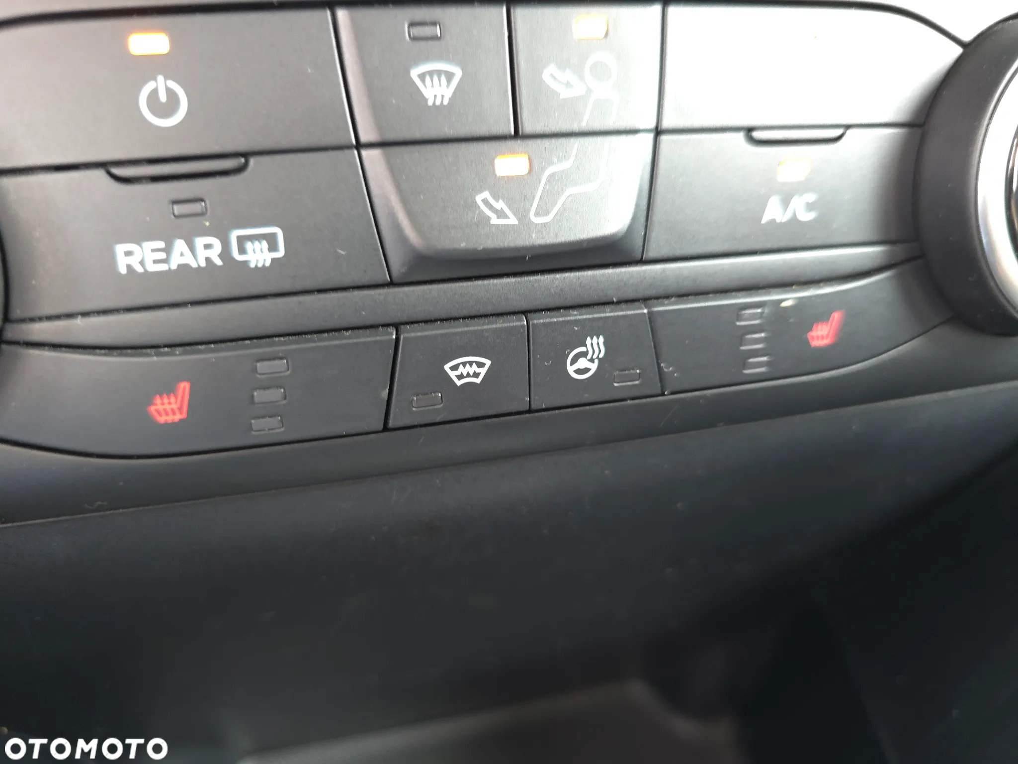 Ford Fiesta 1.1 Titanium ASS - 27