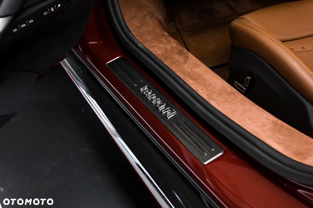 Ferrari 296 GTS - 24