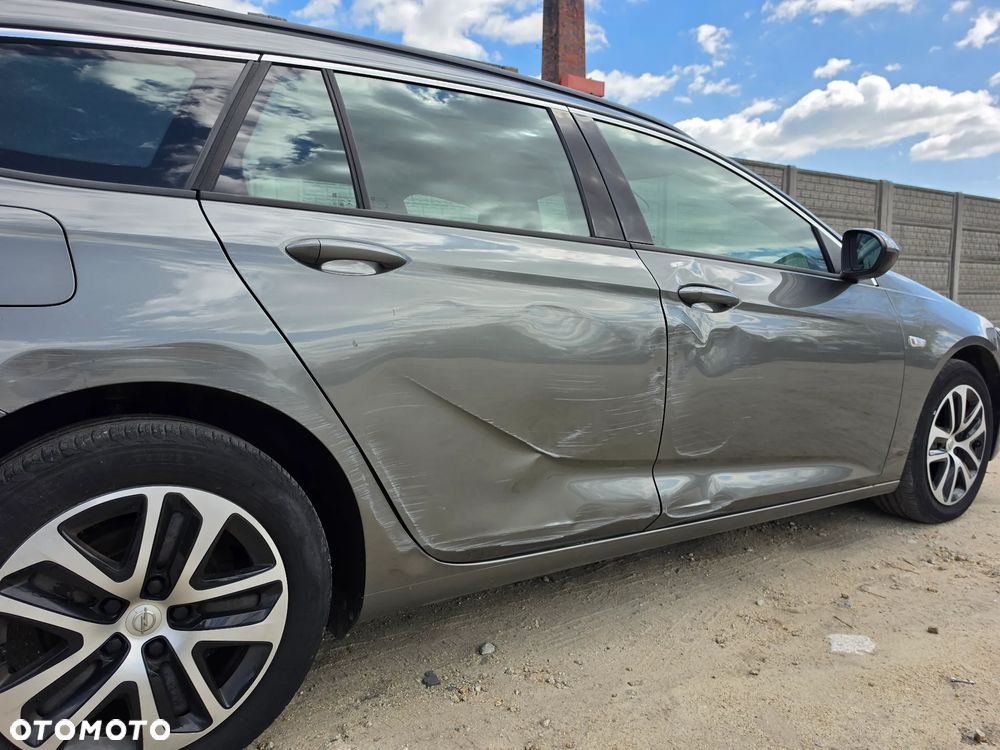 Opel Insignia - 21