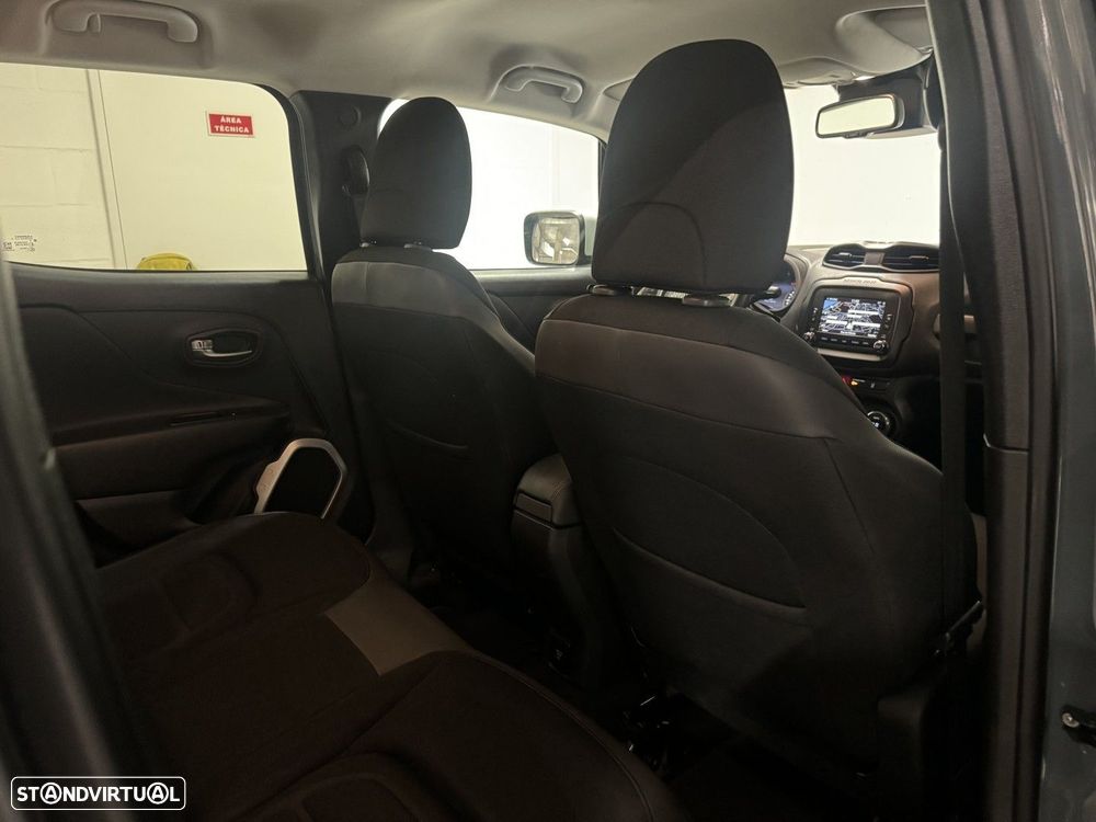 Jeep Renegade 1.6 MJD Limited - 31
