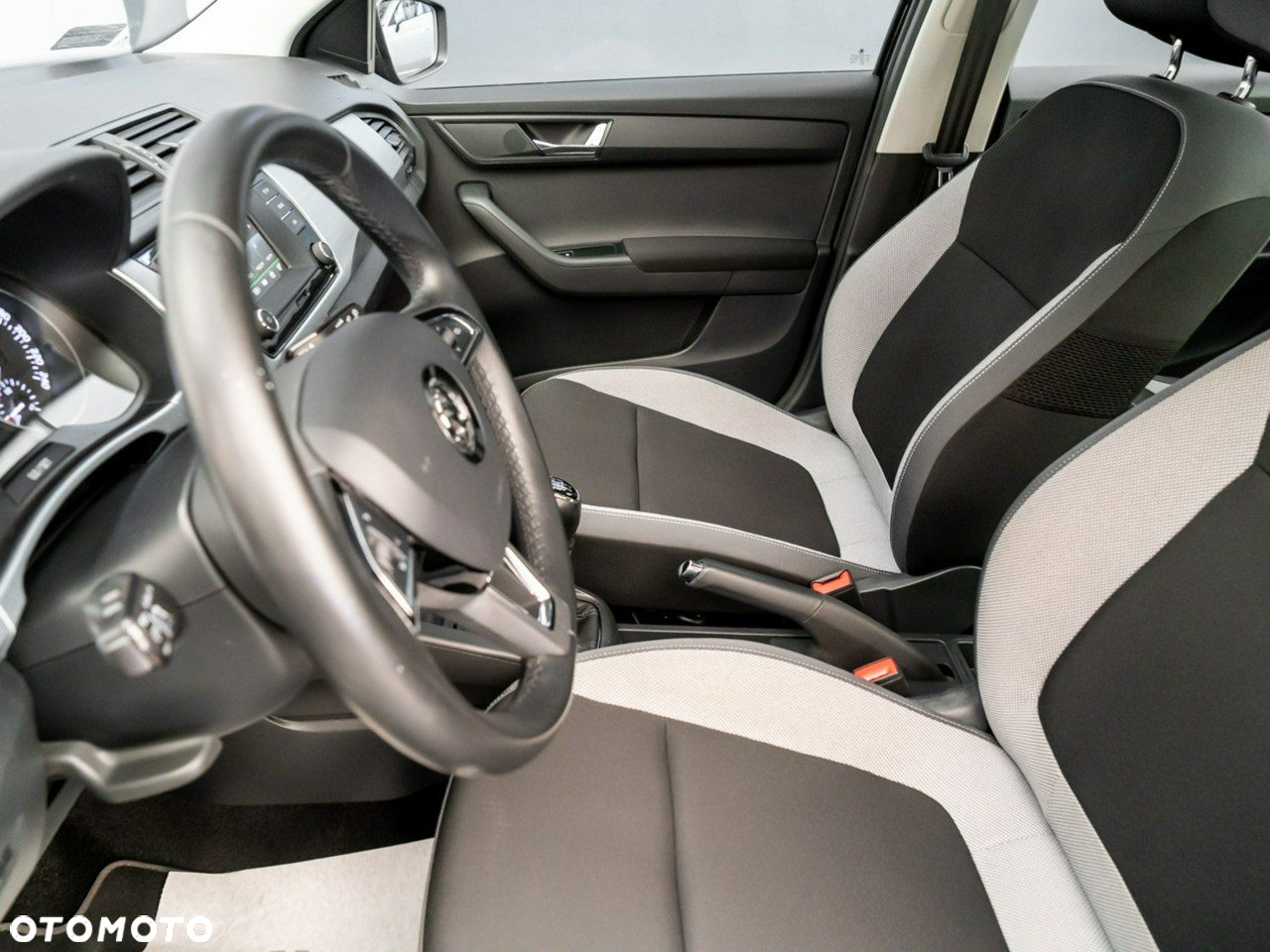 Skoda Fabia 1.0 TSI Ambition - 24