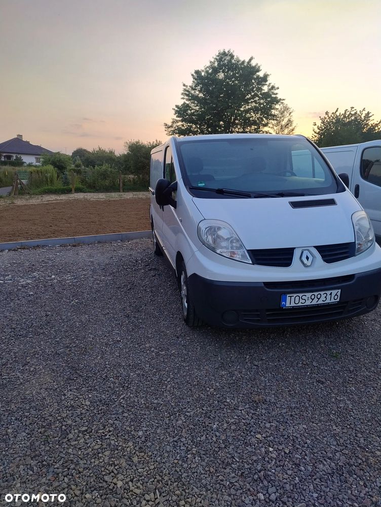 Renault trafic - 3