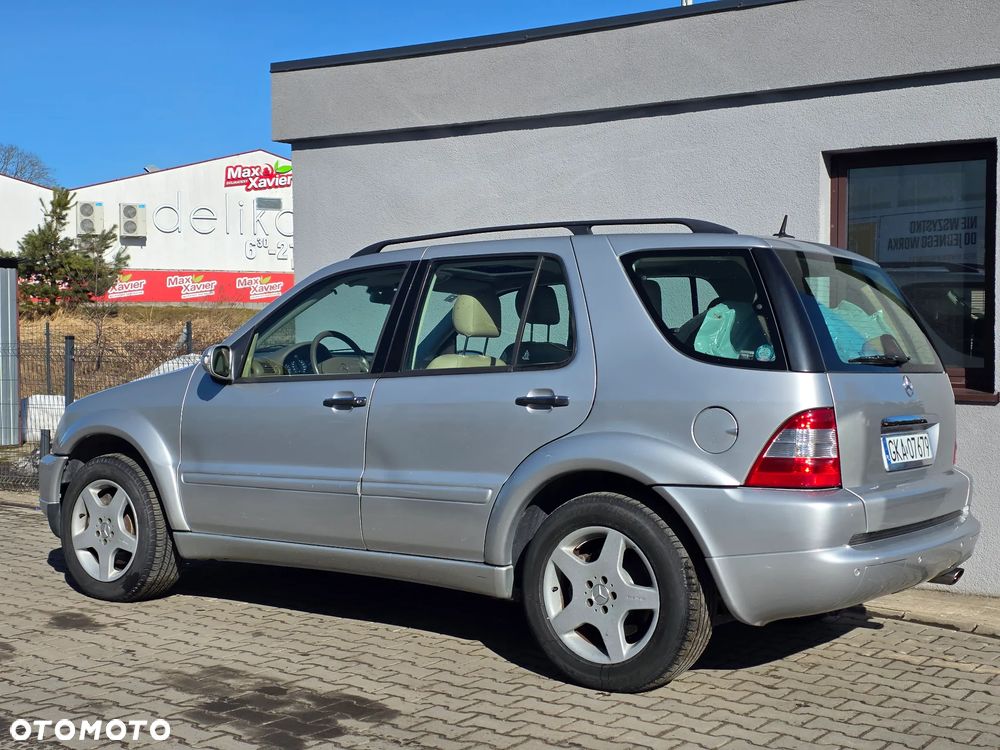 Mercedes-Benz ML 500 - 4
