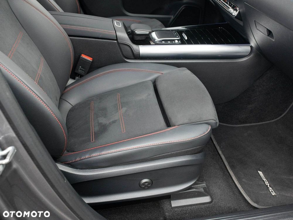 Mercedes-Benz EQA 250 66.5kWh AMG Line - 30