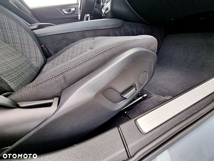 Volvo V60 - 16