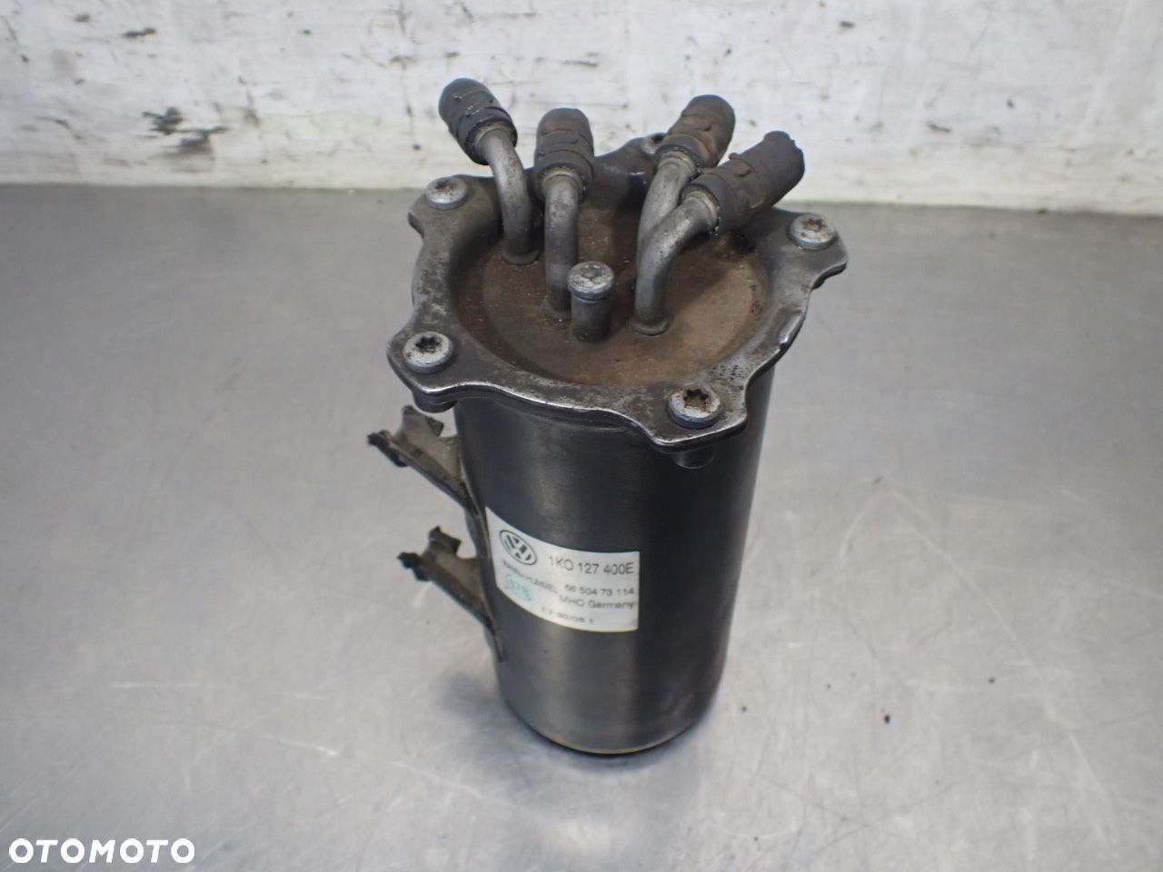 OBUDOWA FILTRA PALIWA VOLKSWAGEN GOLF V 1.9TDI 1K0127400E - 1