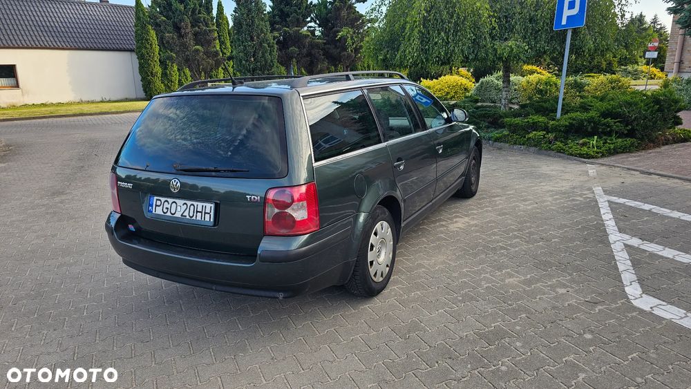 Volkswagen Passat 1.9 TDI Basis - 1