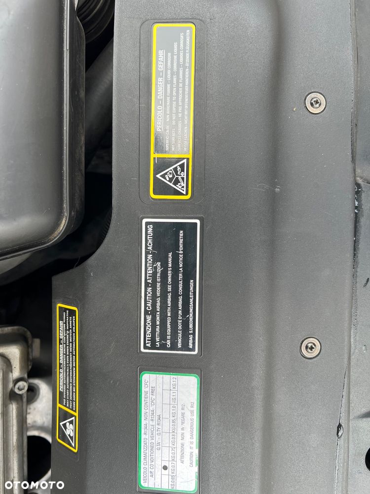 Alfa Romeo 166 3.0 V6 24v Sportronic - 14