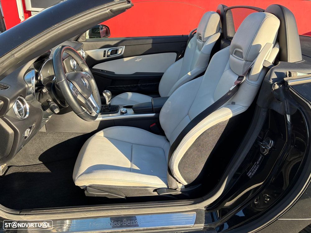 Mercedes-Benz SLK 200 Standard - 19