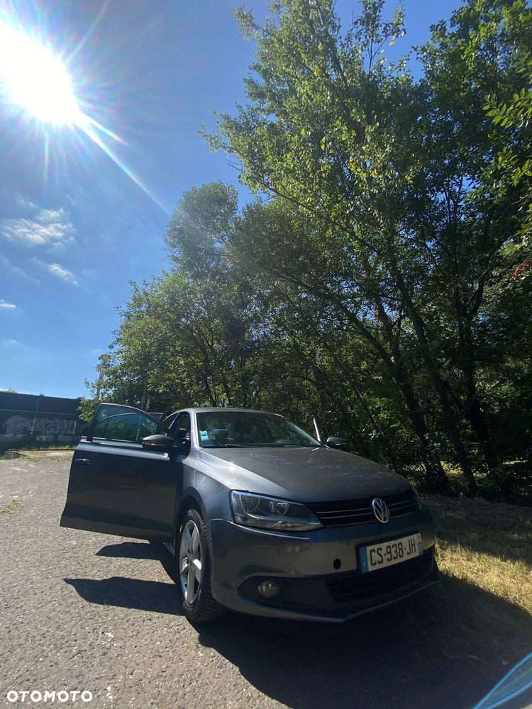 Volkswagen Jetta - 10