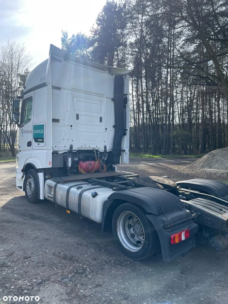 Mercedes-Benz Actros - 6