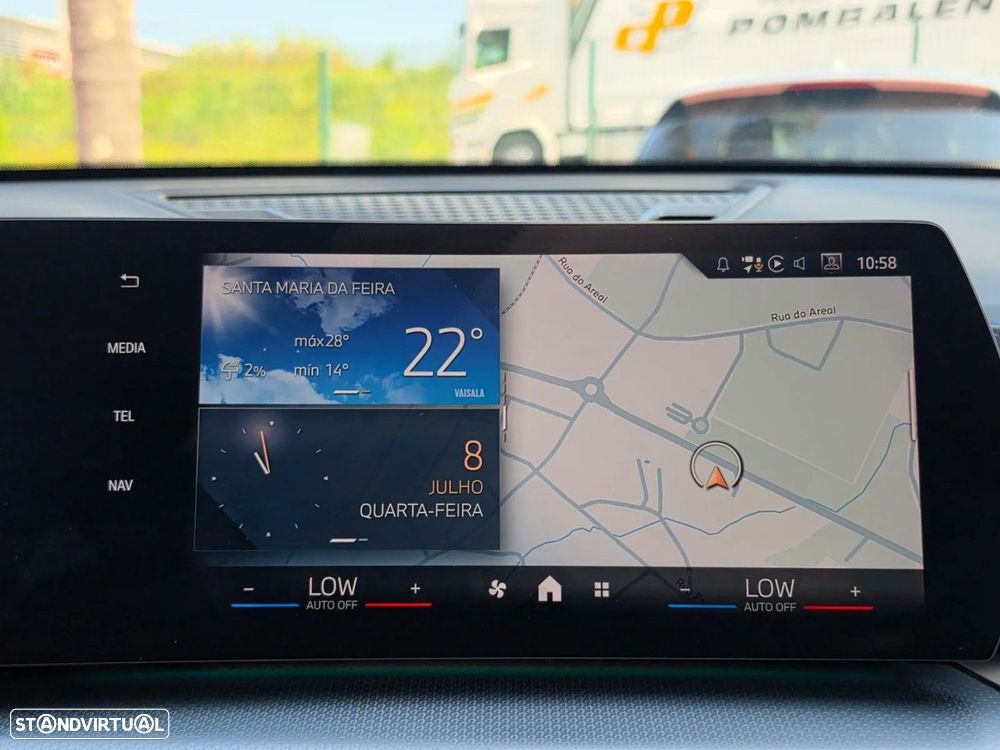 BMW iX2 eDrive20 Pack Desportivo M - 22
