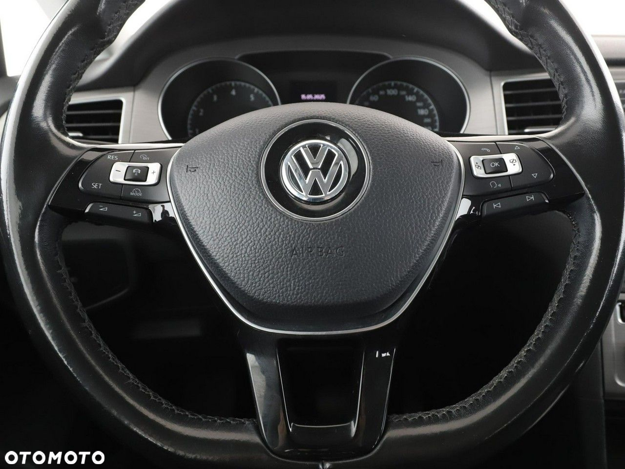 Volkswagen Golf Sportsvan 1.2 TSI (BlueMotion Technology) DSG Comfortline - 21