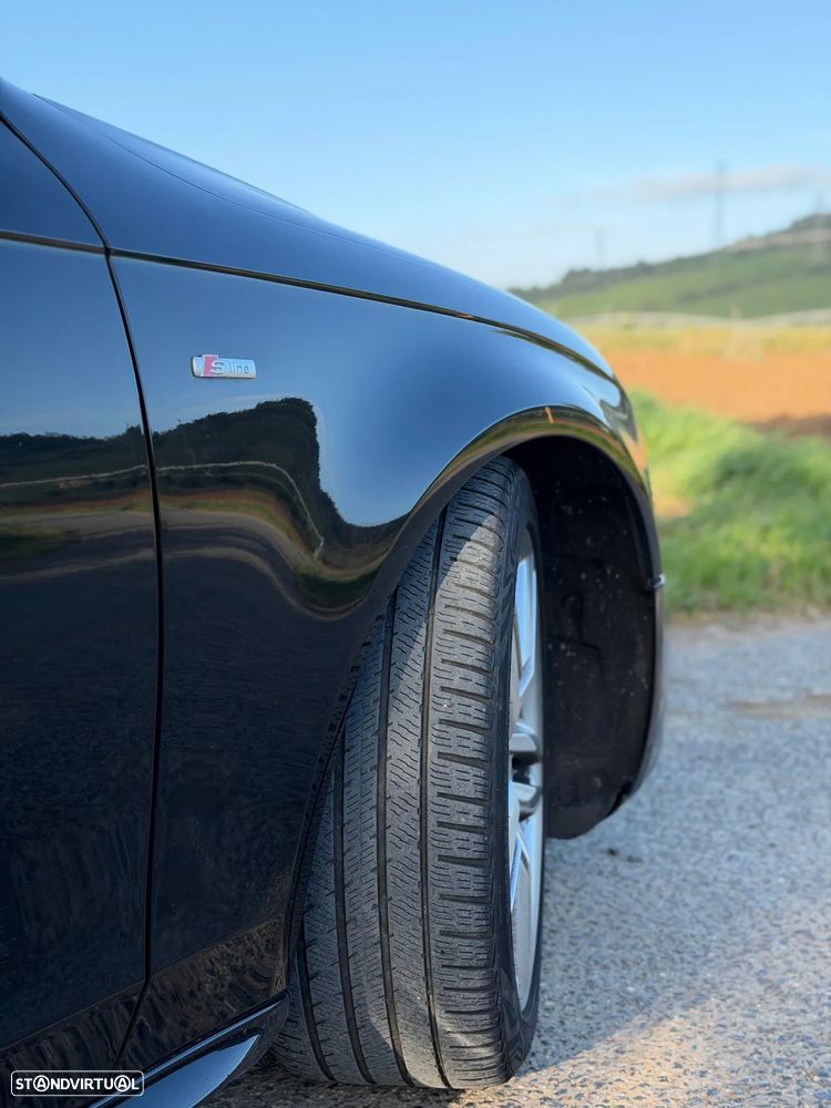 Audi A4 2.0 TDI S-line S tronic - 16