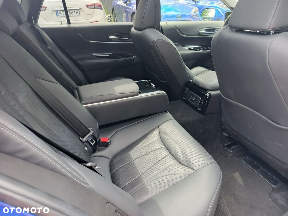 Toyota Mirai - 30