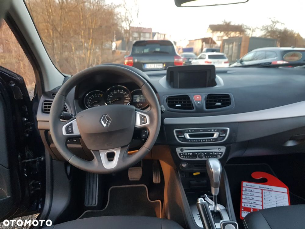 Renault Fluence 2.0 16V 140 CVT Dynamique - 19