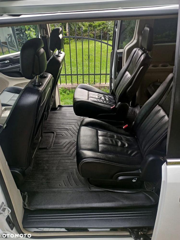 Chrysler Town & Country 3.6 Touring - 9