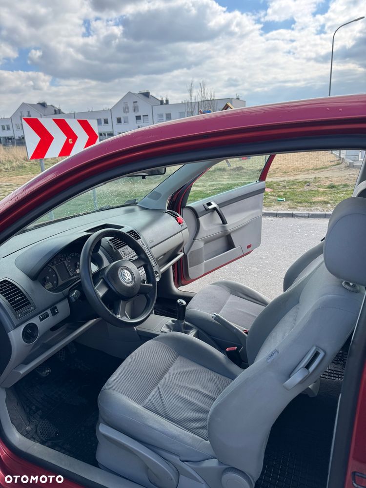 Volkswagen Polo 1.4 16V Comfortline - 15