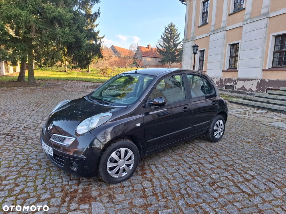 Nissan Micra 1.2 Visia + - 9