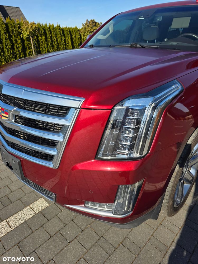Cadillac Escalade ESV 6.2 V8 AWD AT Premium - 38