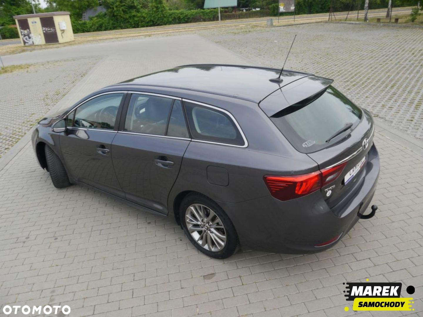 Toyota Avensis - 5