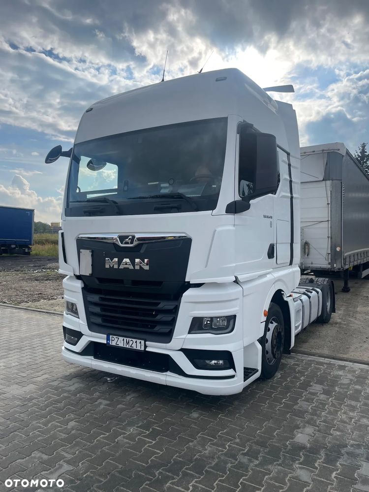 MAN TGX LOW DECK - 10