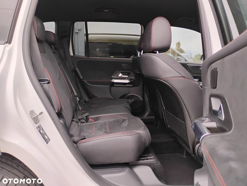 Mercedes-Benz GLB 200 mHEV AMG Line 7G-DCT - 15