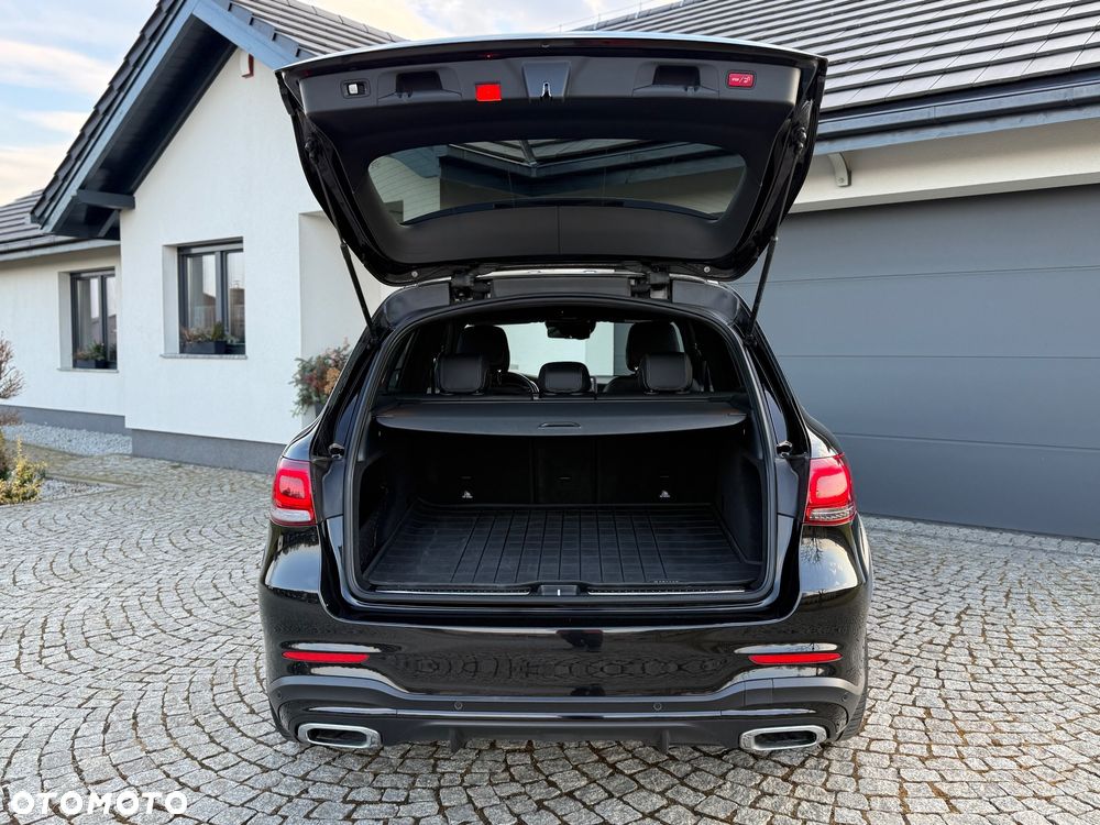 Mercedes-Benz GLC - 34