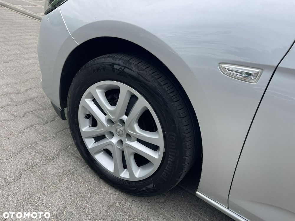Opel Astra - 13