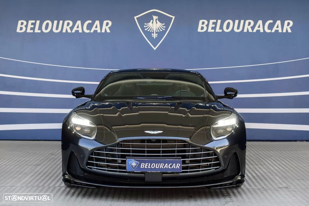 Aston Martin DB12 Coupé - 2