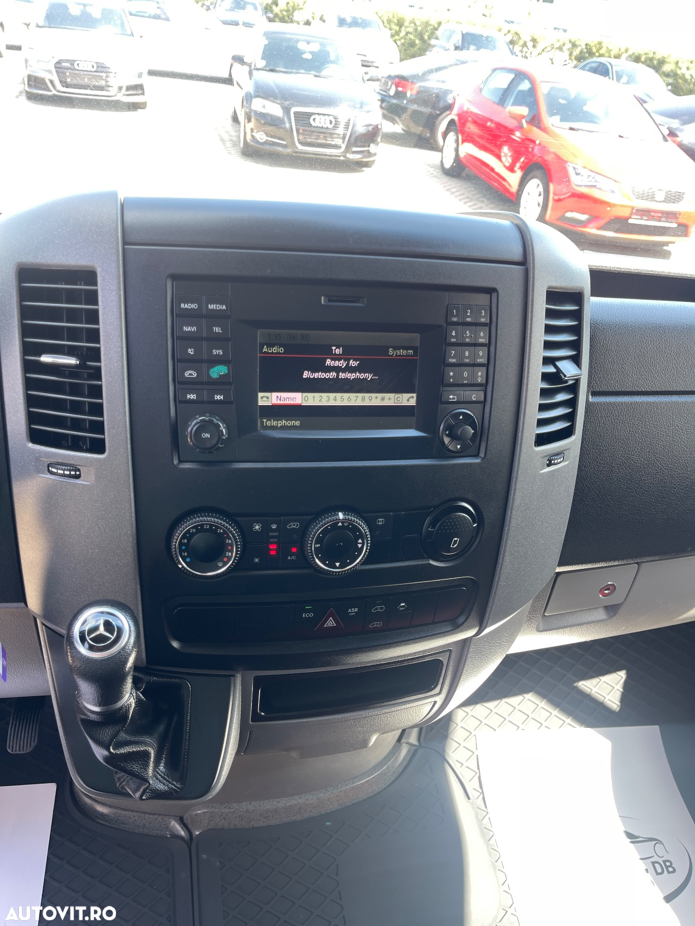 Mercedes-Benz Sprinter 519 3.0CDI V6 AUTOMAT MEDIU 2CULISANTE - 31